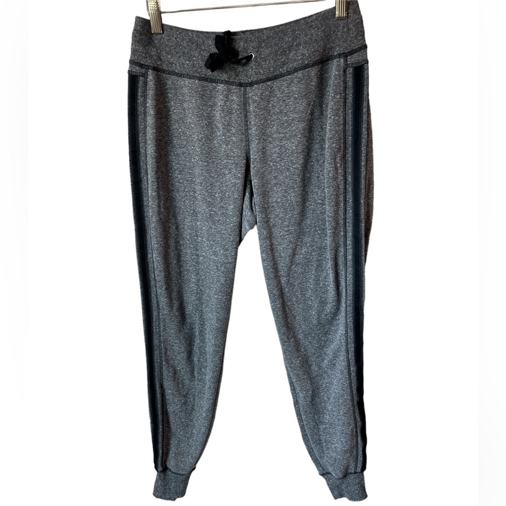 Athleta Flux Jogger 2.0 Sz small gray black stripe athleisure Sporty